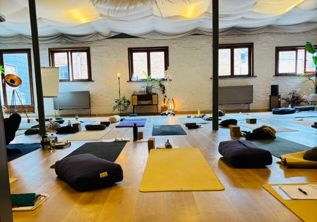 yoga teambuilding